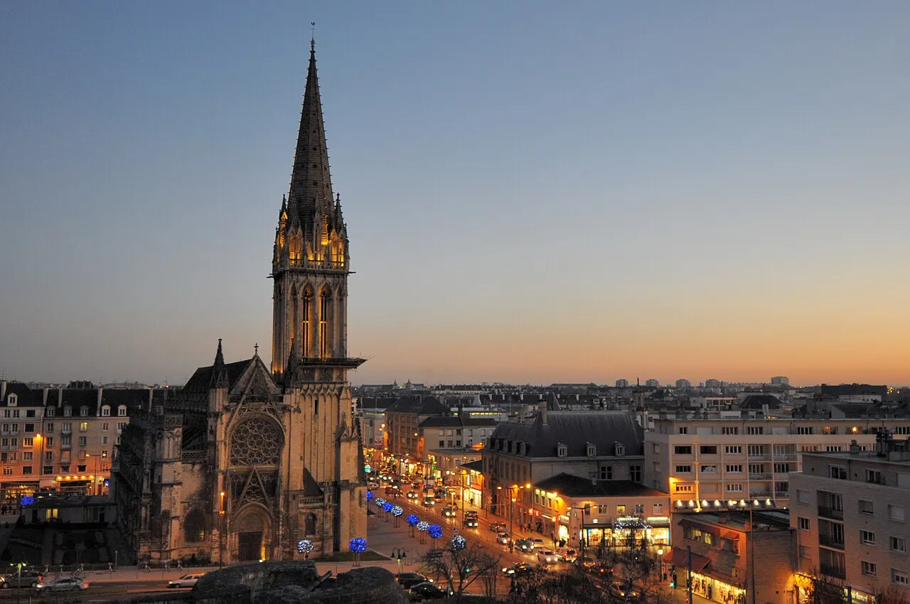 Vue de Caen, préfecture du Calvados