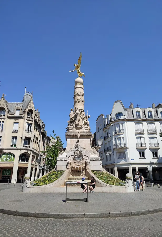 Vue de Reims, plus grande ville de la Marne